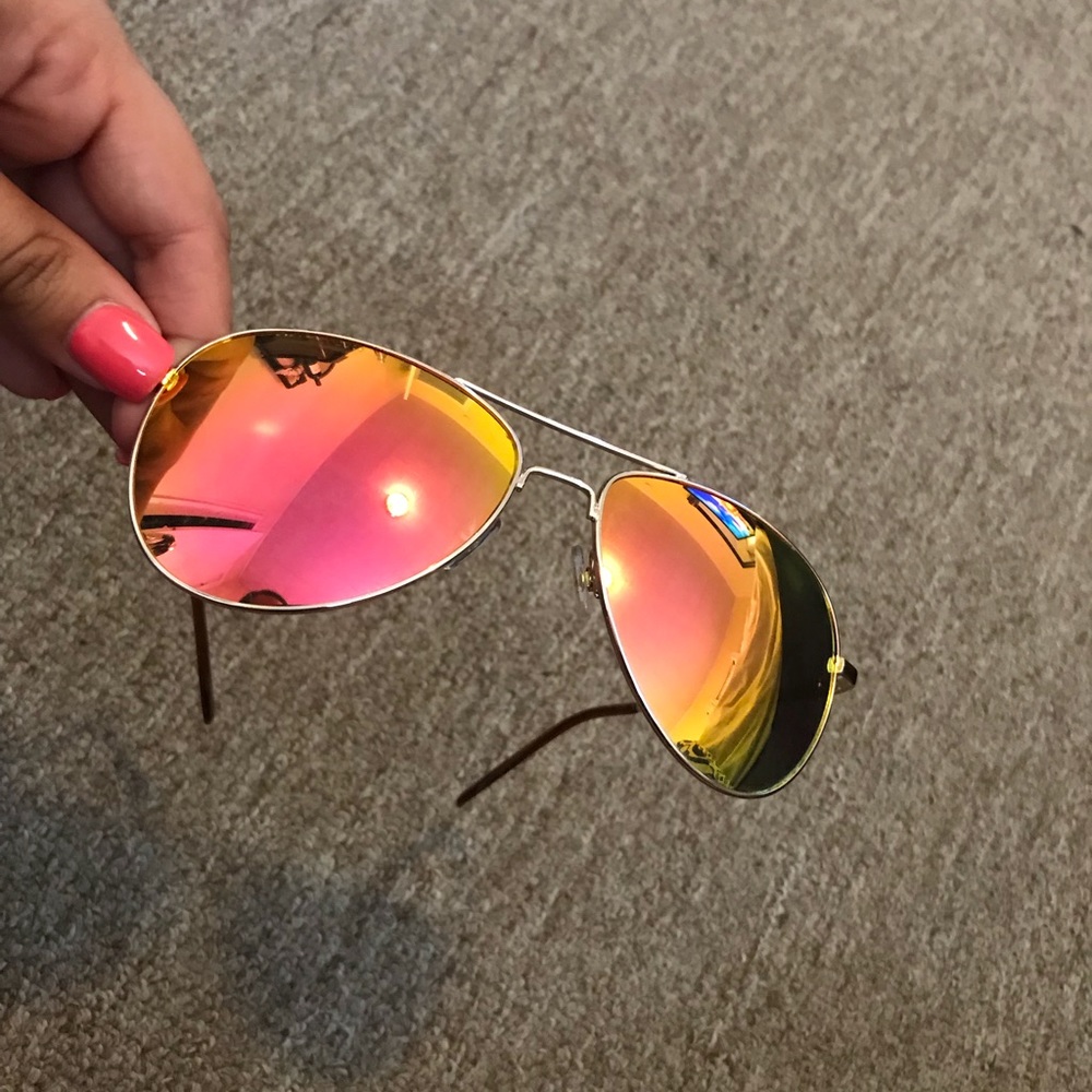 Aviator sunglasses